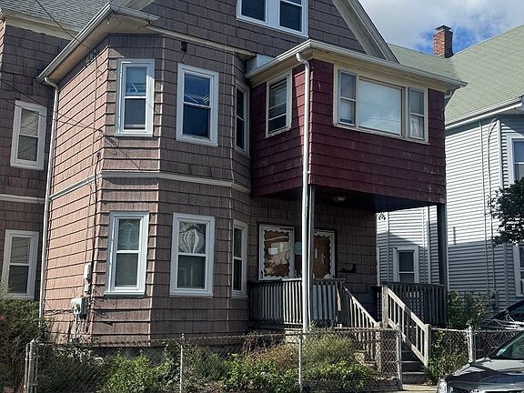 2nd image of 58 Chatham Rd