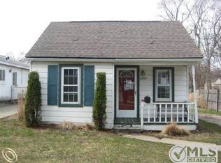 6032 Glenis St, Taylor, MI 48180