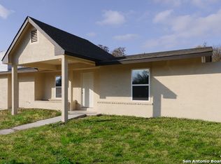 7831 Bronco Ln, San Antonio, TX 78227