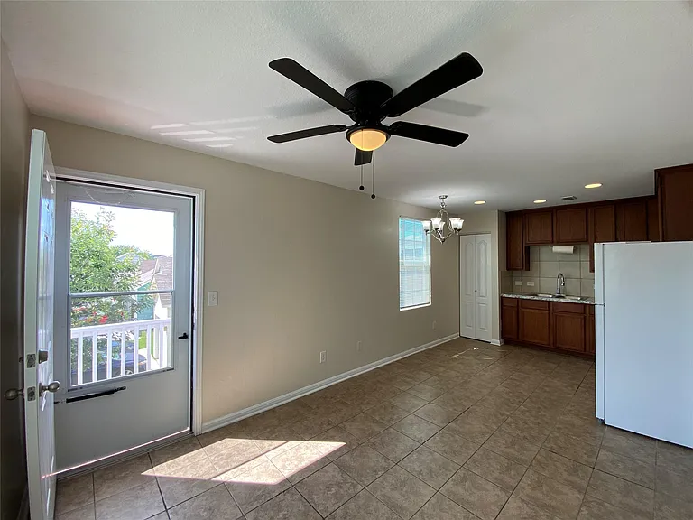 296 Ferrule Dr — Photo 5