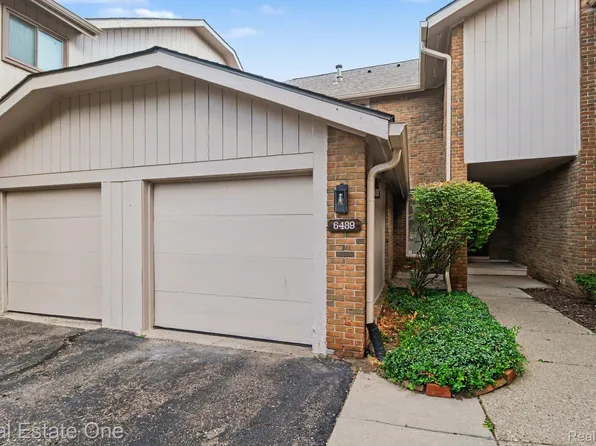 6489 Maple Hills Dr, Bloomfield Hills, MI 48301