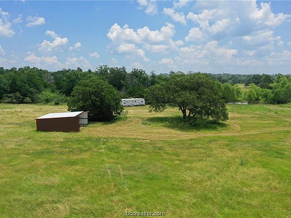 5th image of 1754 Fairview Dr