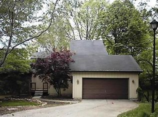 7 Normandy Ct, Lake Saint Louis, MO 63367