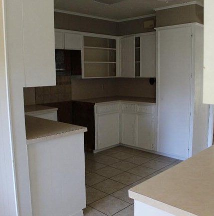 5th image of 309 Berkshire Ln