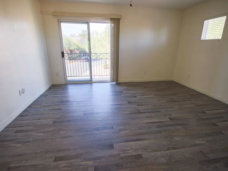 644 Chase Tree St — Photo 17