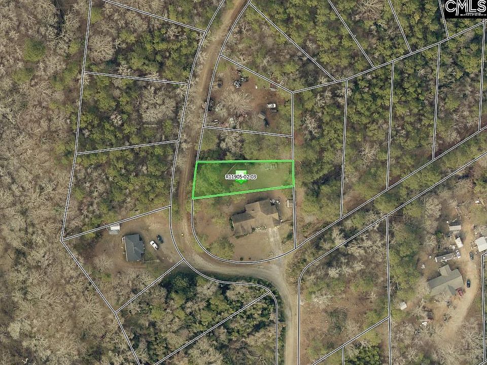 1st image of 204 Red Hill Rd
