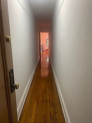 5th image of 2832 44th St APT 21