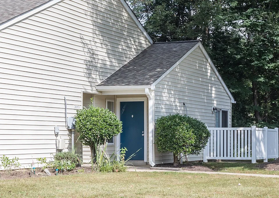 Brookmont Apartments