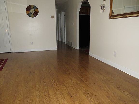 Formal Living Room 15' x 12'