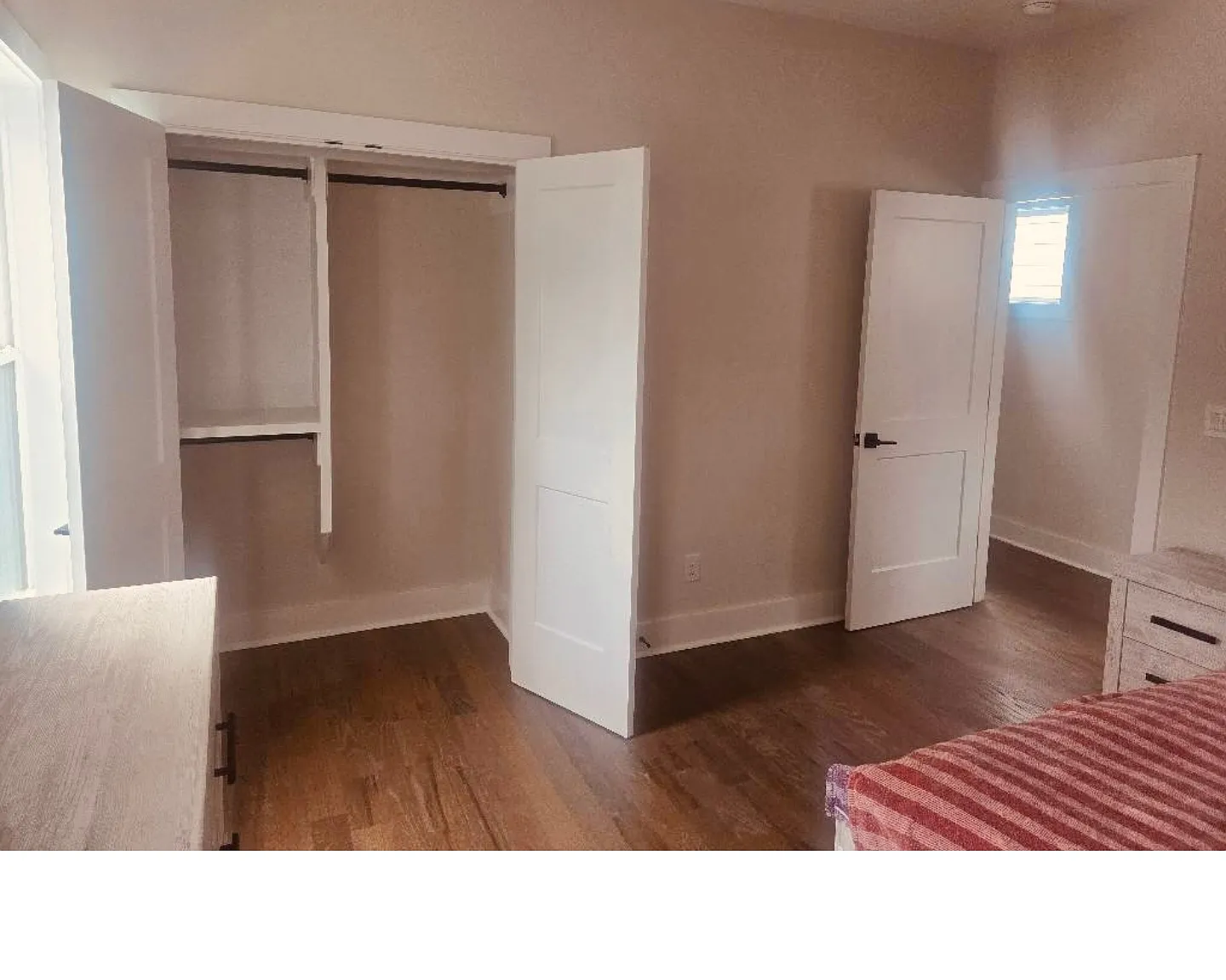 3 bed, 1987 sqft, $1,000 — Photo 4