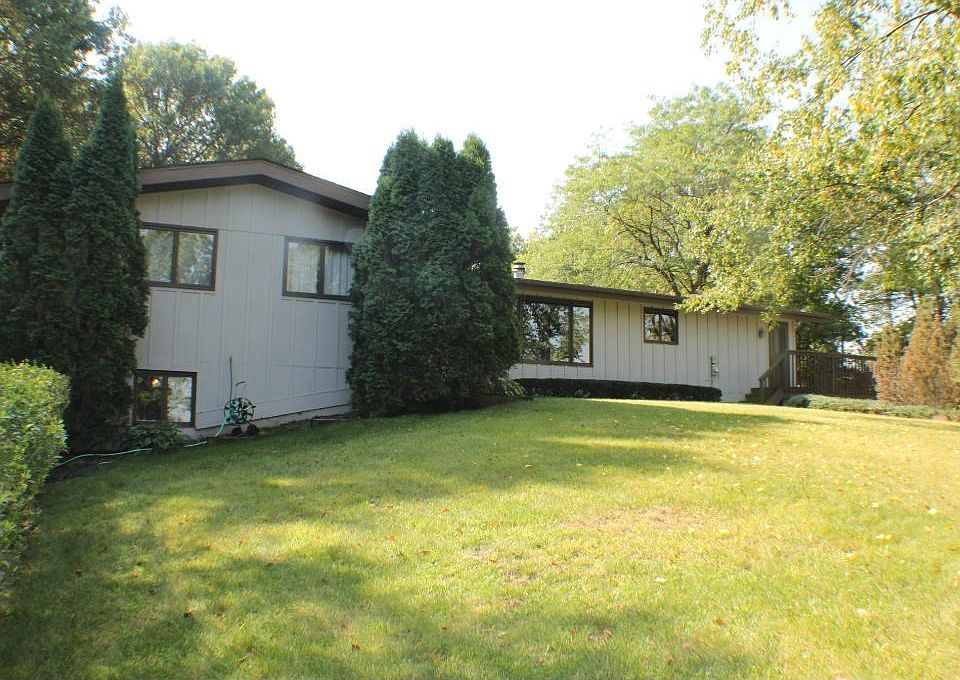 1st image of 11990 230th St E