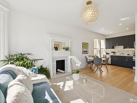 3rd image of 38 Bernard St