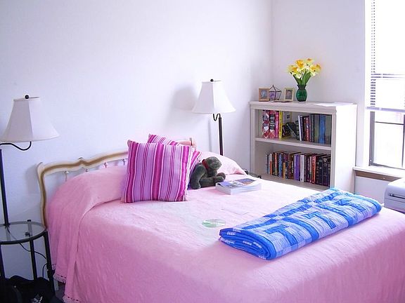 bedroom holiday Edit