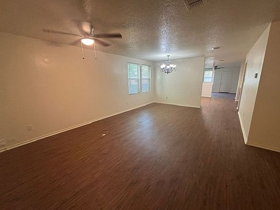 2nd image of 1008 Stone Chapel Way