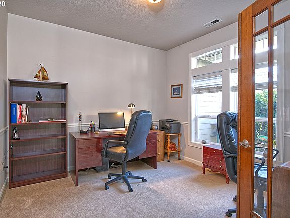 5th image of 4808 NE 143rd Cir