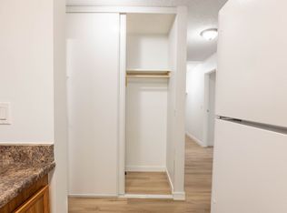 Christopher County, Edmonton, AB T5A 4M3