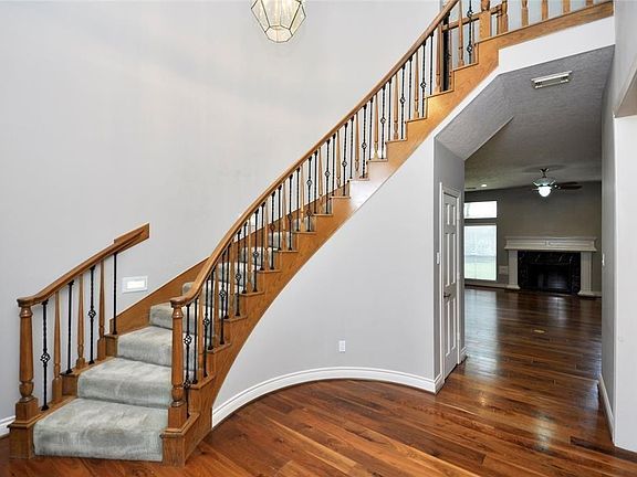 4th image of 11822 Pebbleton Dr