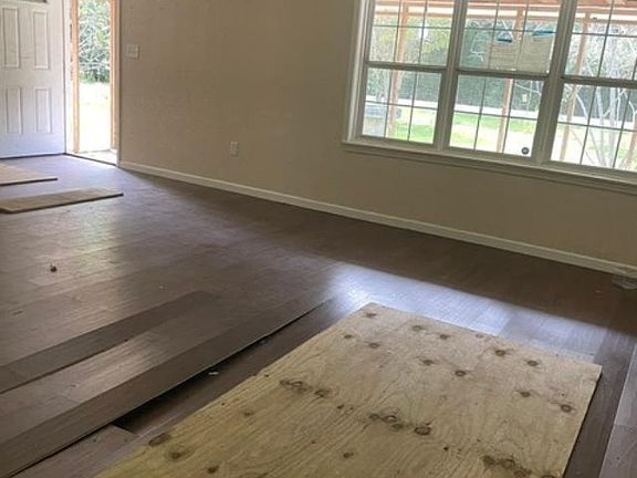2nd image of 5008 Meeks Dr