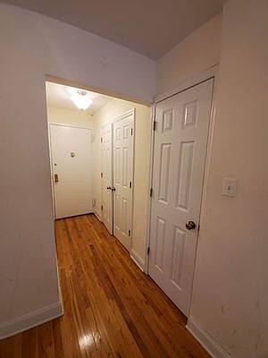 5th image of 465 E 7th St #28