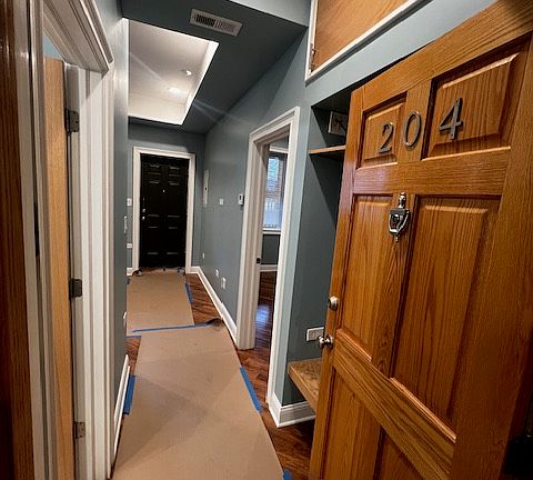 3rd image of 1137 W Bryn Mawr Ave APT 204