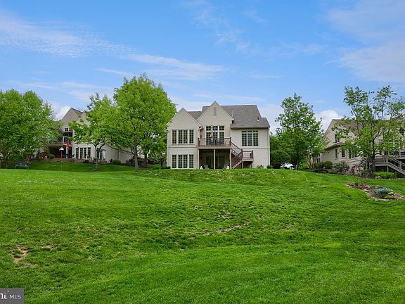 4th image of 139 Maribel Ln #25B