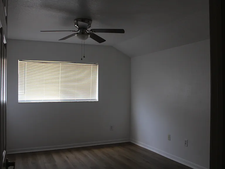 12735 Bramfield Dr — Photo 9