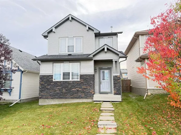 95 N Panora Close NW, Calgary, AB T3K 0G4