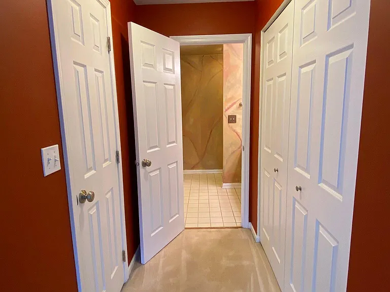 543 W Parkside Dr — Photo 11