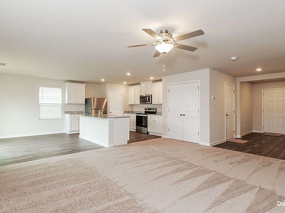 5th image of 4616 Glencraig Ave