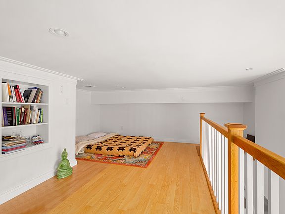 4th image of 63 Jackson St APT 3A
