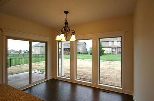 4th image of 17745 N Alder Ct