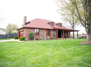 100 Valley Frg, Saint Charles, MO 63303