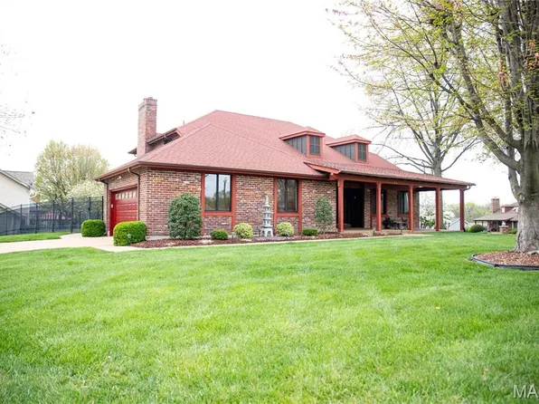 100 Valley Frg, Saint Charles, MO 63303