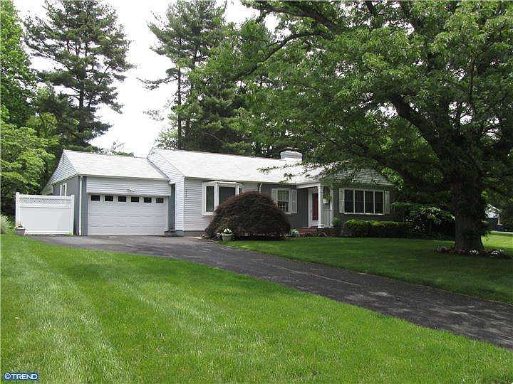 1st image of 2005 Fairfield Dr