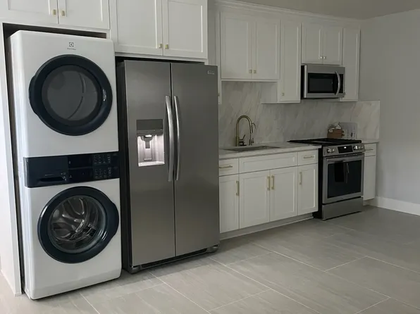 14230 Montford St, Pacoima, CA 91331