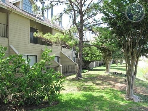 3rd image of 18142 S Parkview Dr #65