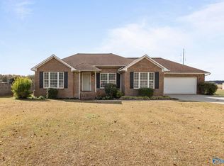 24707 Mooresville Rd, Athens, AL 35613