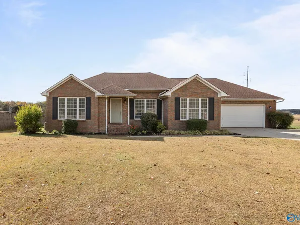 24707 Mooresville Rd, Athens, AL 35613