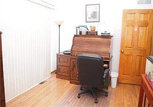 5th image of 110 Ashwood Ln