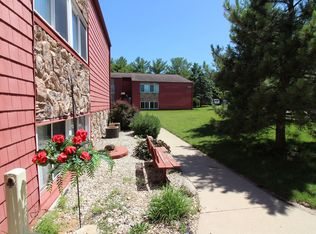 4th Street Manor, Waterloo, IA 50701