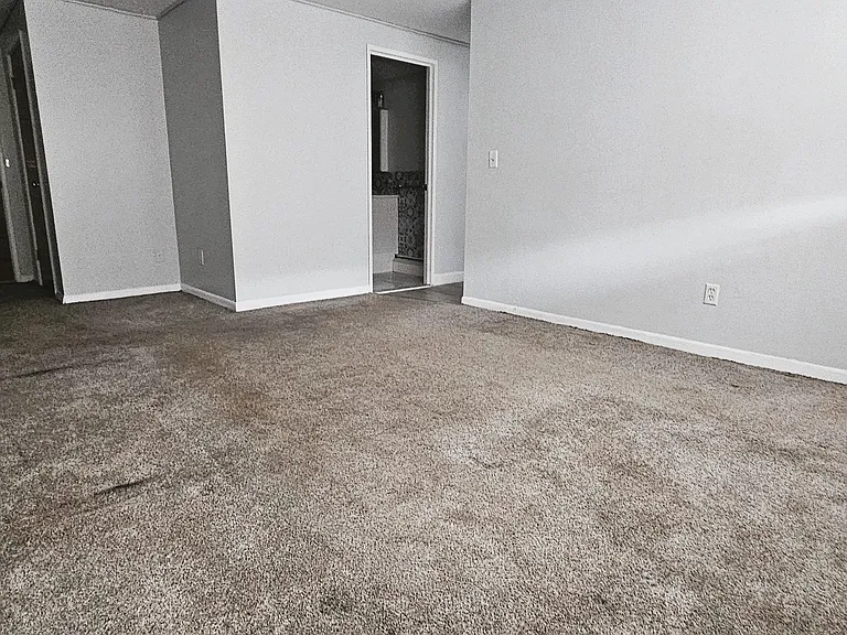 4 Highland St #2 — Photo 14