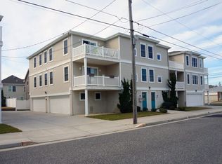 200 E Palm Rd #101, Wildwood Crest, NJ 08260