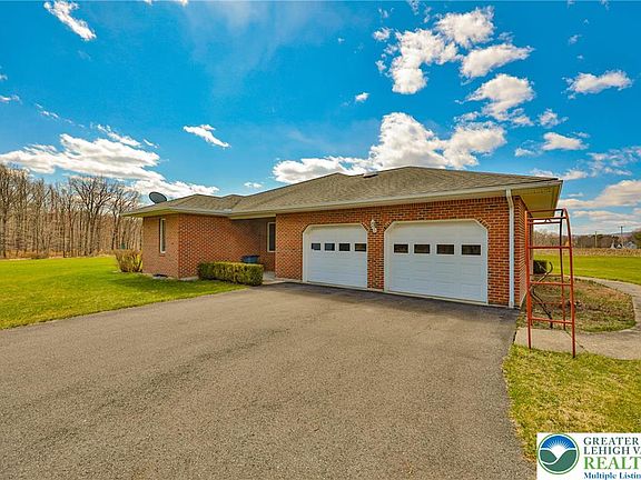 3rd image of 3225 Delps Rd