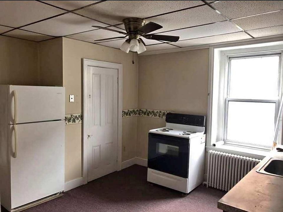 2nd image of 54 S Main St APT 1
