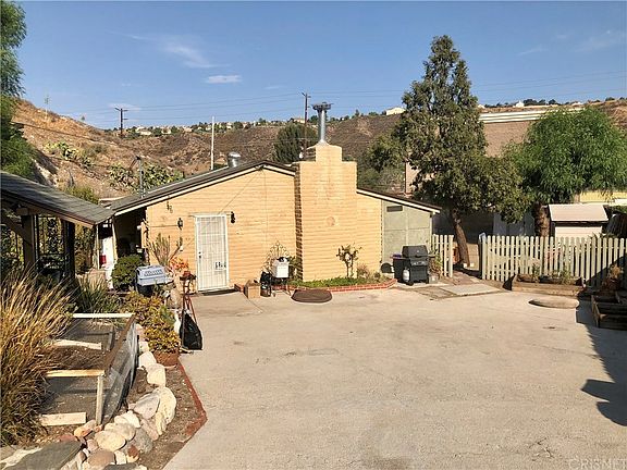 2nd image of 17602 Sierra Hill St