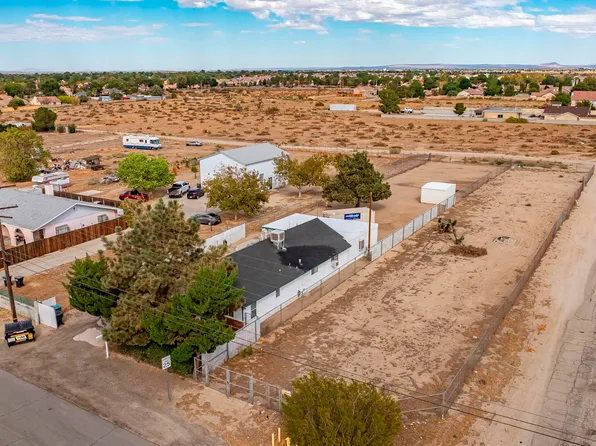 43014 7th St E, Lancaster, CA 93535