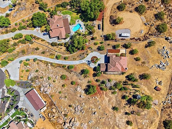 3rd image of 18902 Wildflower Way