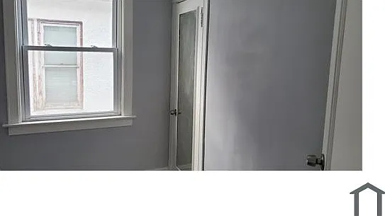 10520 S Perry Ave — Photo 5