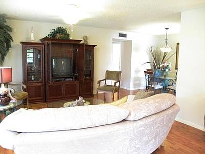 Living room (1)