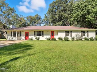 703 Franklin Dr, Clinton, MS 39056